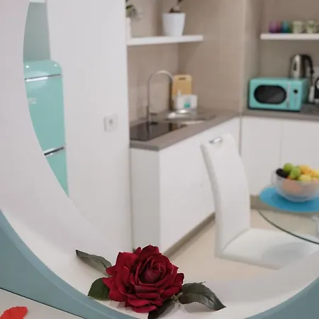 Infinity Apartment *