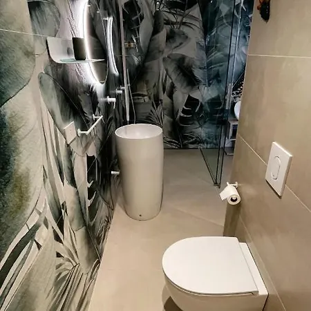 Infinity Apartment *